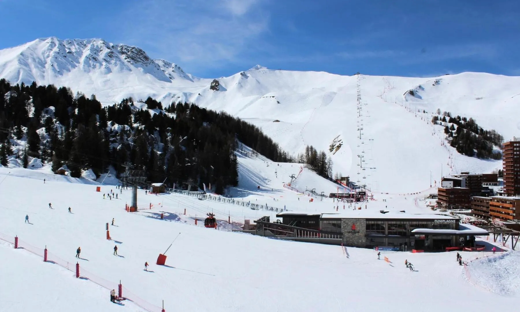 Residence Le France - Studio 4 Personnes Plagne Centre Mae-4774 La Plagne-Tarentaise 0*,  France